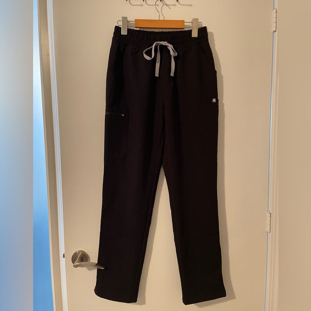 Figs black scrub pants